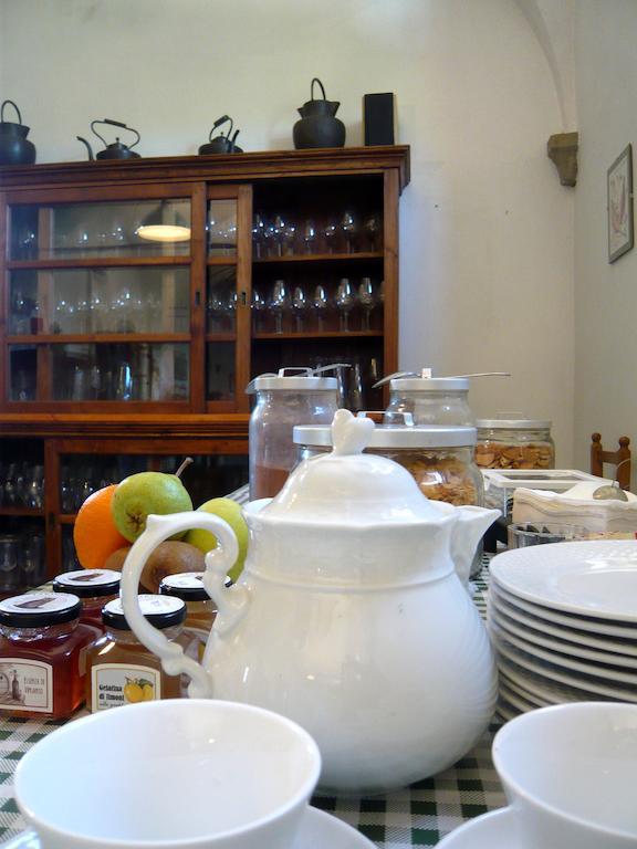 Locanda Di Praticino Rufina Eksteriør billede
